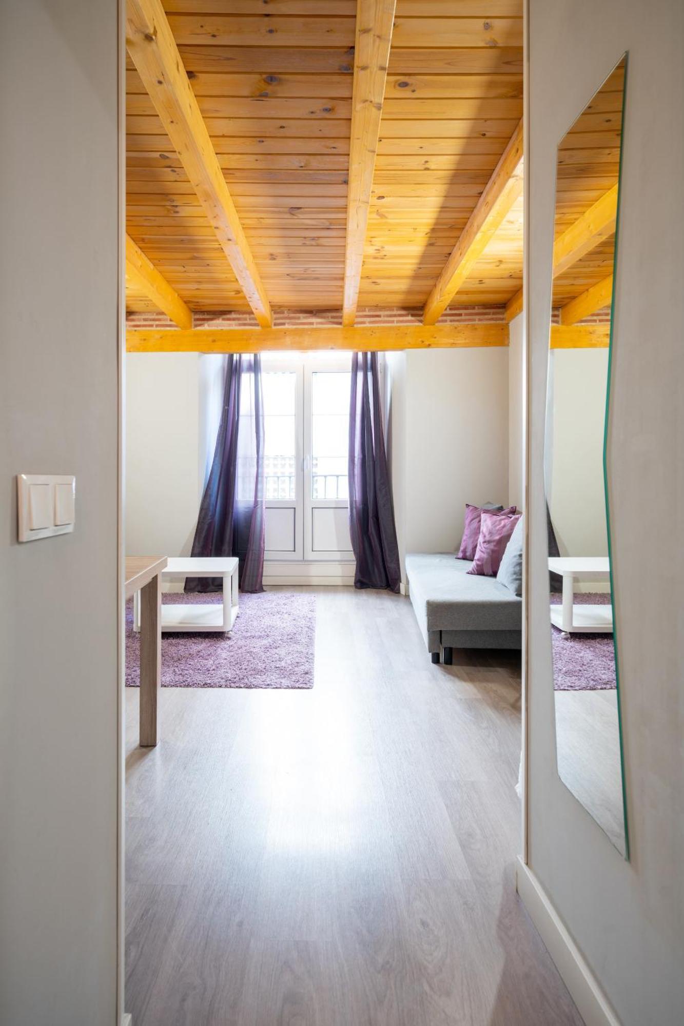 Apartamentos Go - Leopoldo Cano Center Валадоид Екстериор снимка