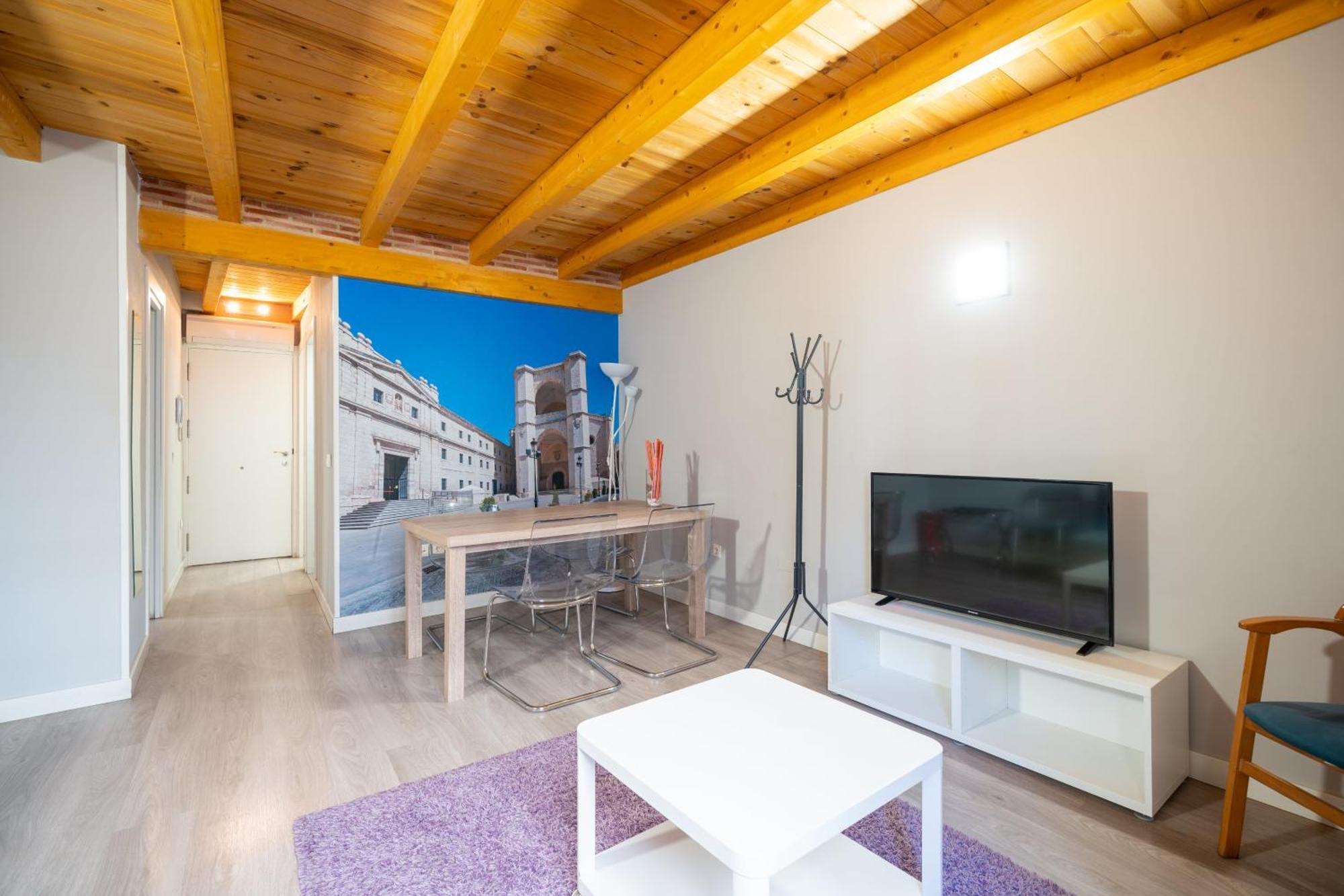Apartamentos Go - Leopoldo Cano Center Валадоид Екстериор снимка