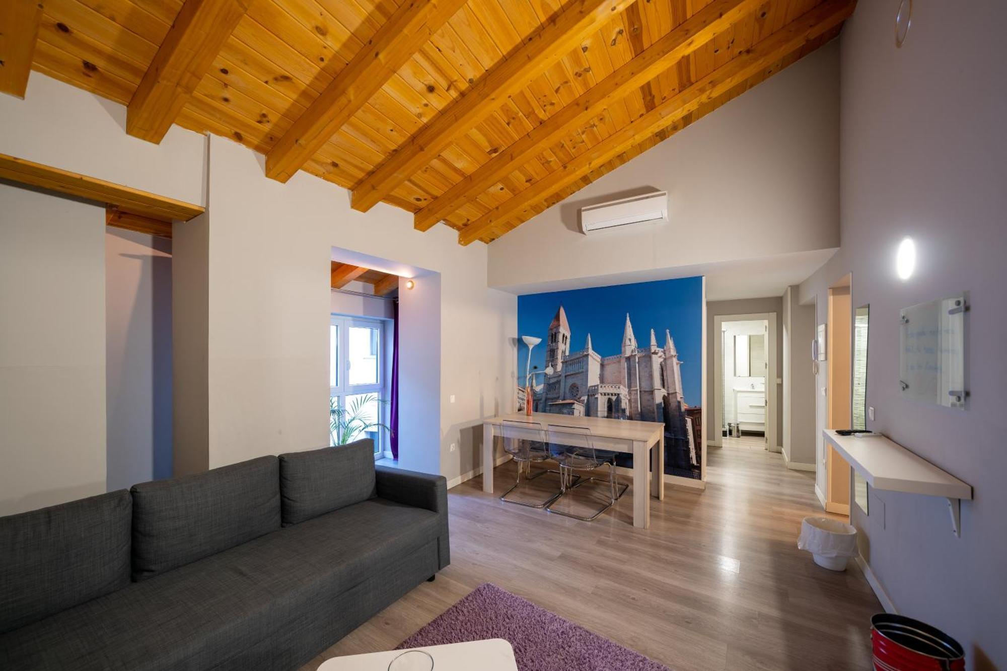 Apartamentos Go - Leopoldo Cano Center Валадоид Екстериор снимка